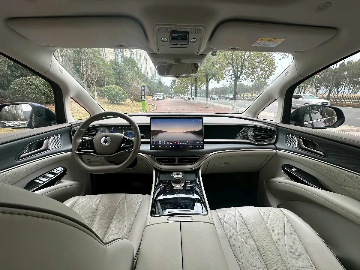 2022 Mercedes-Benz GLC Class 2.0T 197HP L4 9AT,autocango,china used car exporter,china ev exporter,chinese used car exporter,chinese used ev exporter