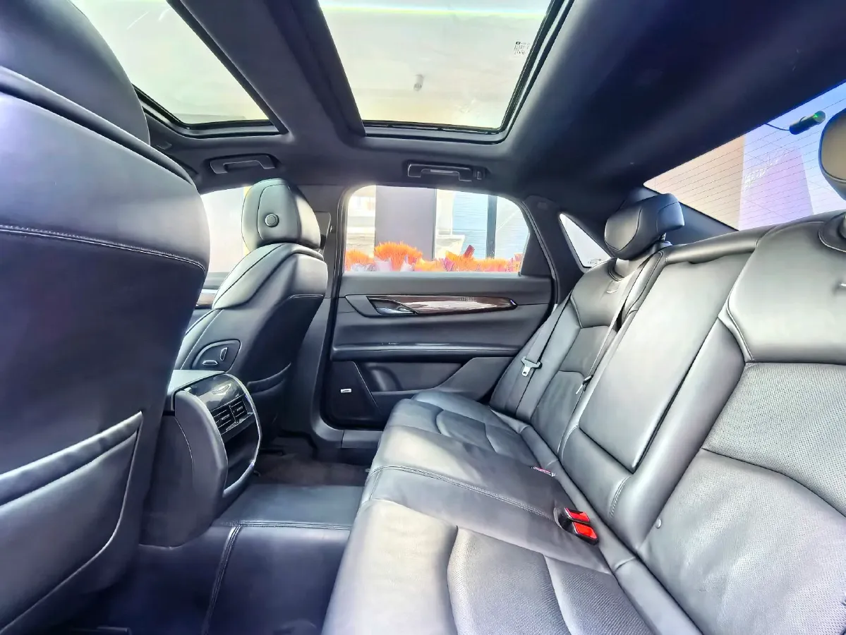 2022 Cadillac CT6 2.0T 237HP L4 10AT,autocango,china used car exporter,china ev exporter,chinese used car exporter,chinese used ev exporter