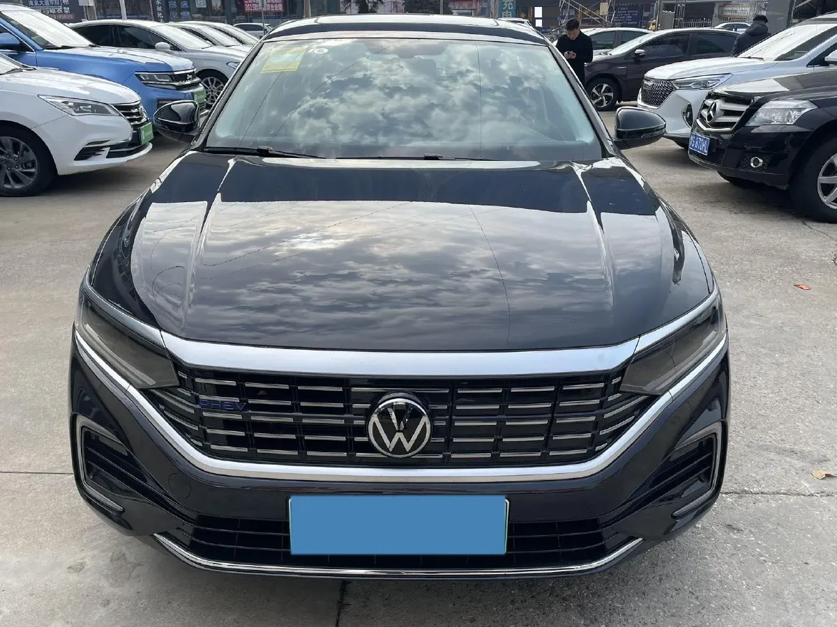 2025 Volkswagen Passat 1.4T 150HP L4 6DCT PHEV,autocango,china used car exporter,china ev exporter,chinese used car exporter,chinese used ev exporter