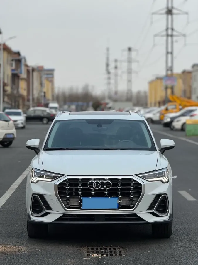 2021 Audi Q3 1.4T 150HP L4 7DCT,autocango,china used car exporter,china ev exporter,chinese used car exporter,chinese used ev exporter