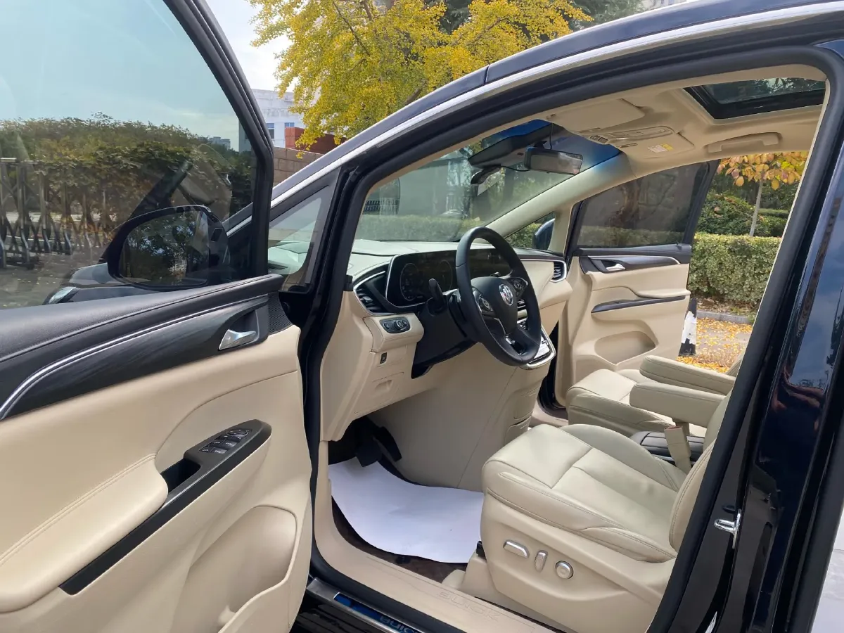 2023 Buick GL8 2.0T 237HP L4 9AT,autocango,china used car exporter,china ev exporter,chinese used car exporter,chinese used ev exporter