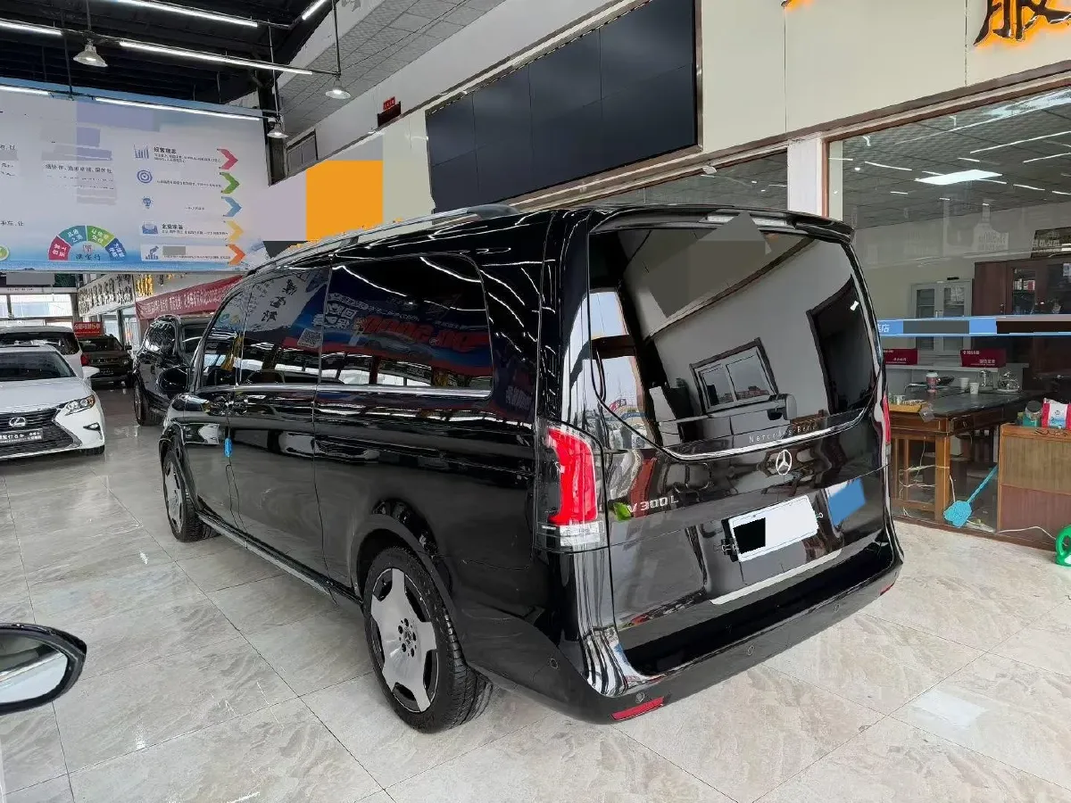 2024 Mercedes-Benz V Class 2.0T 231HP L4 9AT,autocango,china used car exporter,china ev exporter,chinese used car exporter,chinese used ev exporter