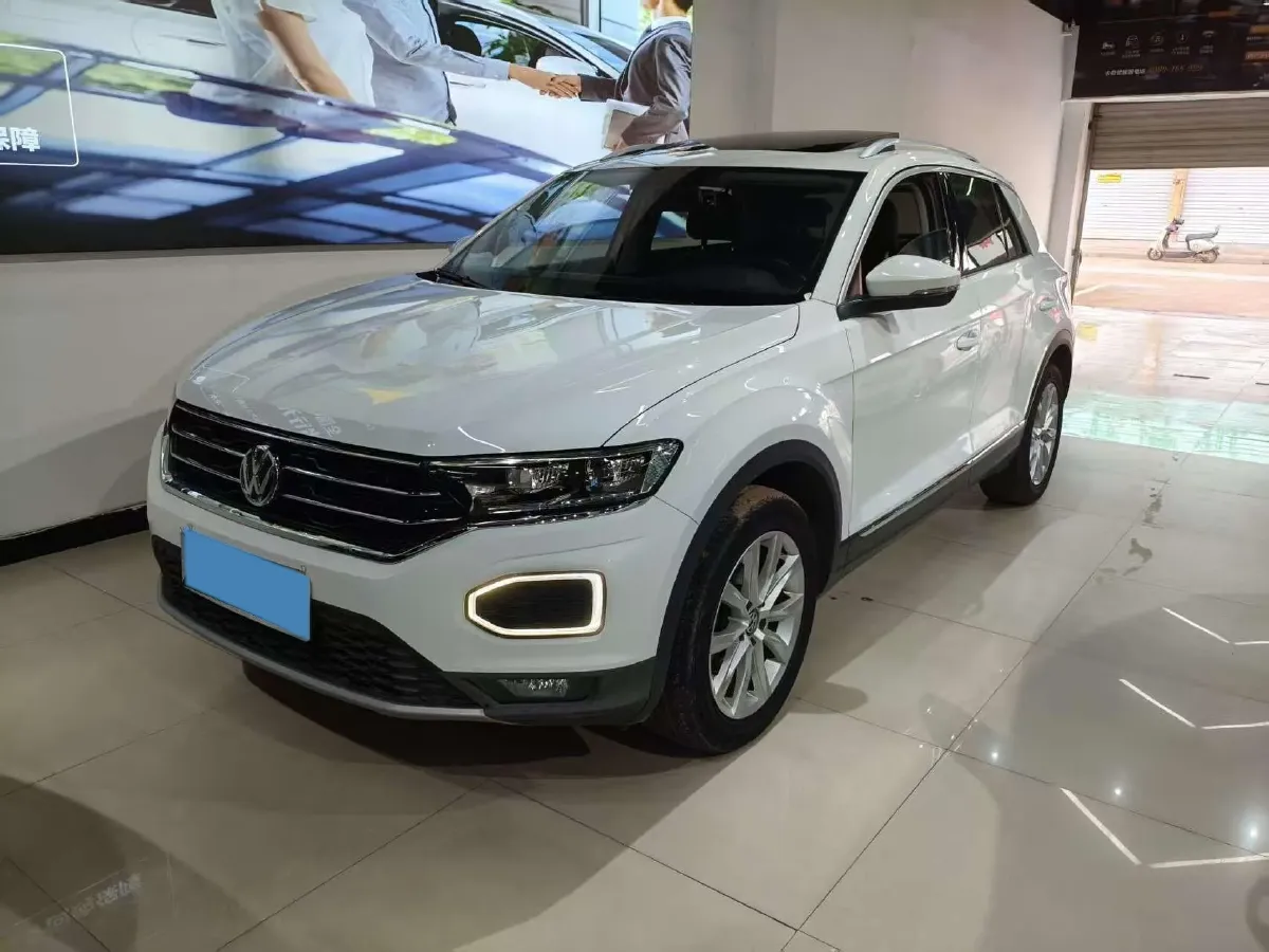 2020 Volkswagen T-Roc 1.4T 131HP L4 7DCT,autocango,china used car exporter,china ev exporter,chinese used car exporter,chinese used ev exporter
