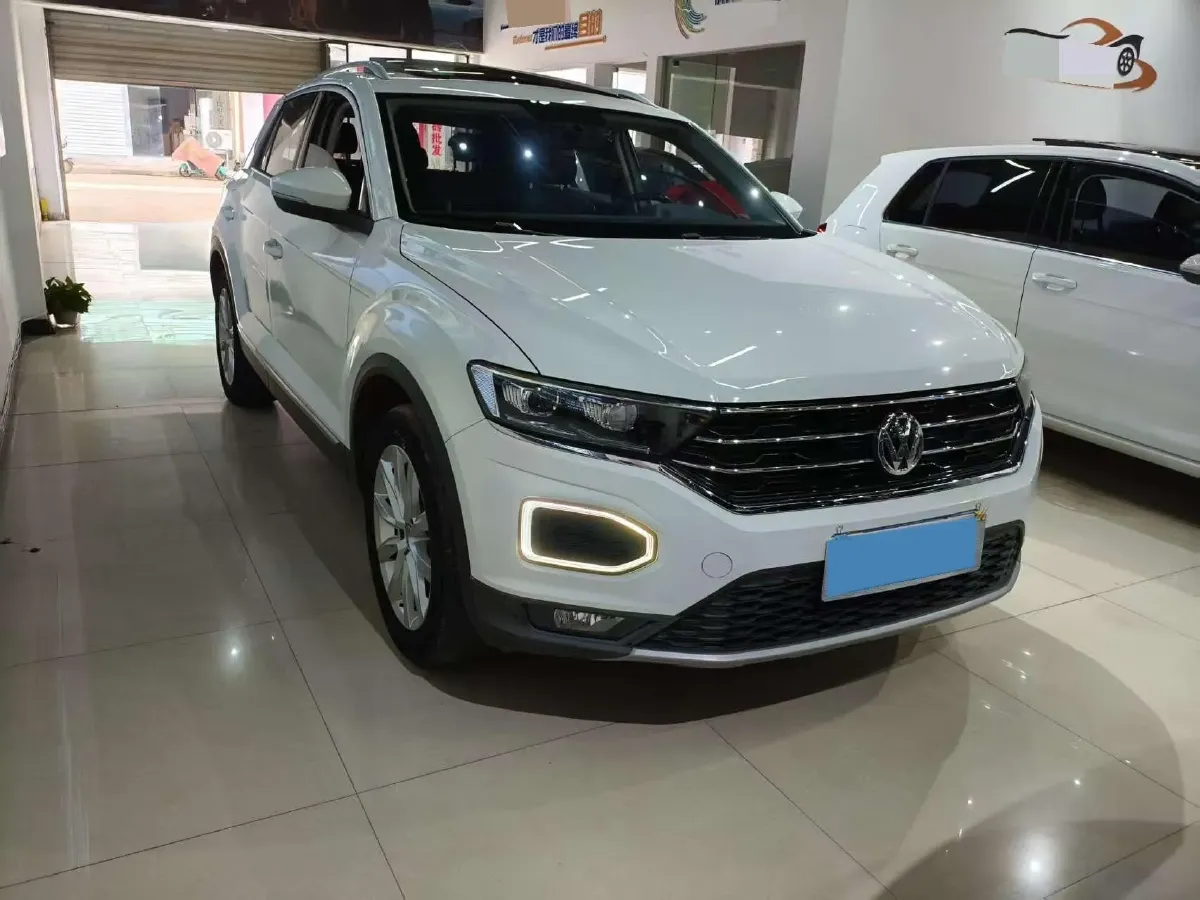 2020 Volkswagen T-Roc 1.4T 131HP L4 7DCT,autocango,china used car exporter,china ev exporter,chinese used car exporter,chinese used ev exporter