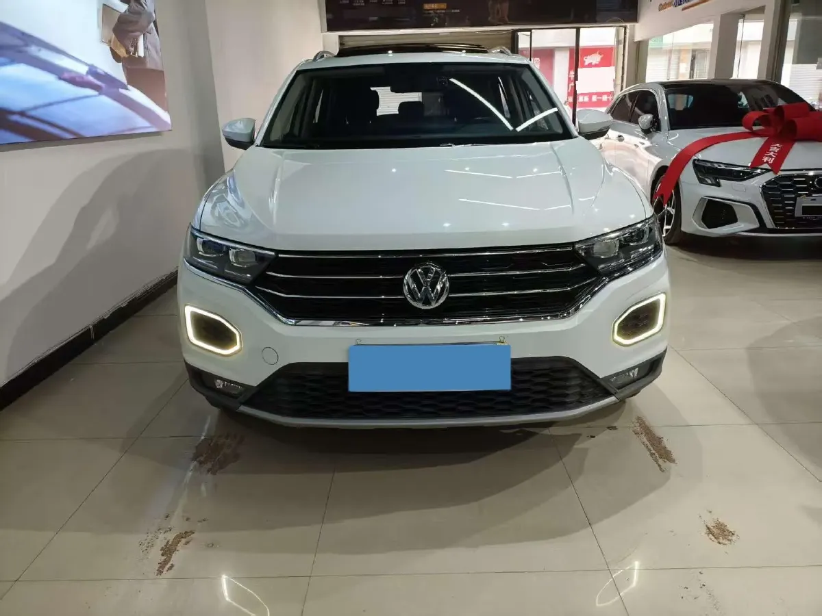 2020 Volkswagen T-Roc 1.4T 131HP L4 7DCT,autocango,china used car exporter,china ev exporter,chinese used car exporter,chinese used ev exporter