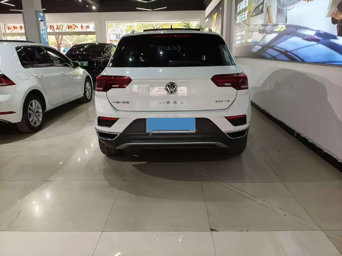 2020 Volkswagen T-Roc 1.4T 131HP L4 7DCT,autocango,china used car exporter,china ev exporter,chinese used car exporter,chinese used ev exporter