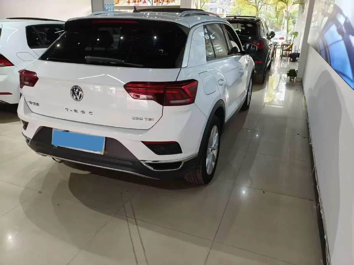 2020 Volkswagen T-Roc 1.4T 131HP L4 7DCT,autocango,china used car exporter,china ev exporter,chinese used car exporter,chinese used ev exporter