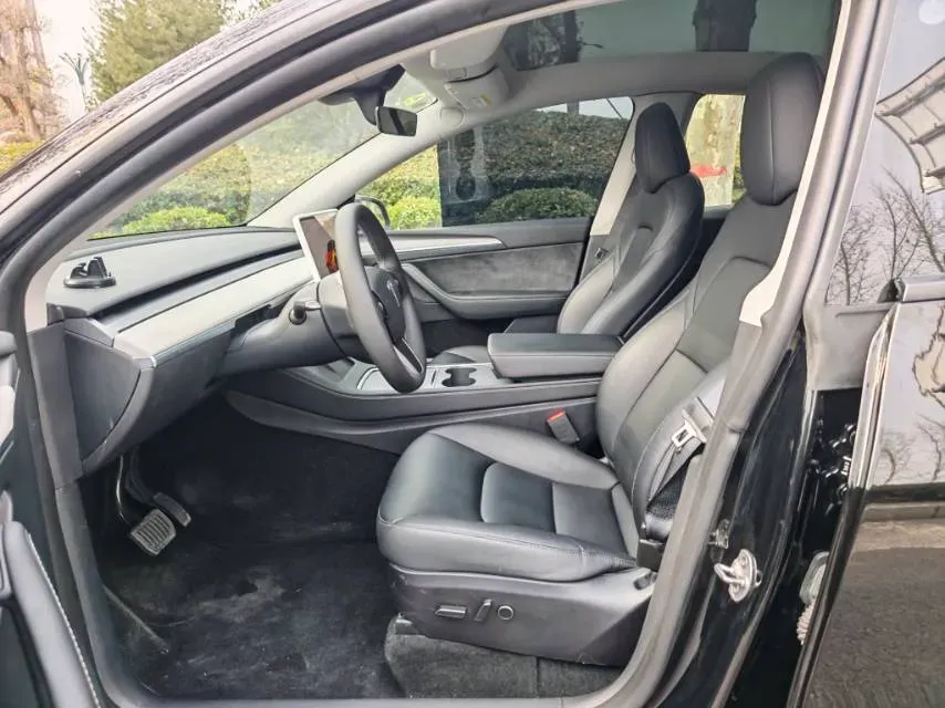 2024 Iveco OuSheng BEV 77.28KWH,autocango,china used car exporter,china ev exporter,chinese used car exporter,chinese used ev exporter