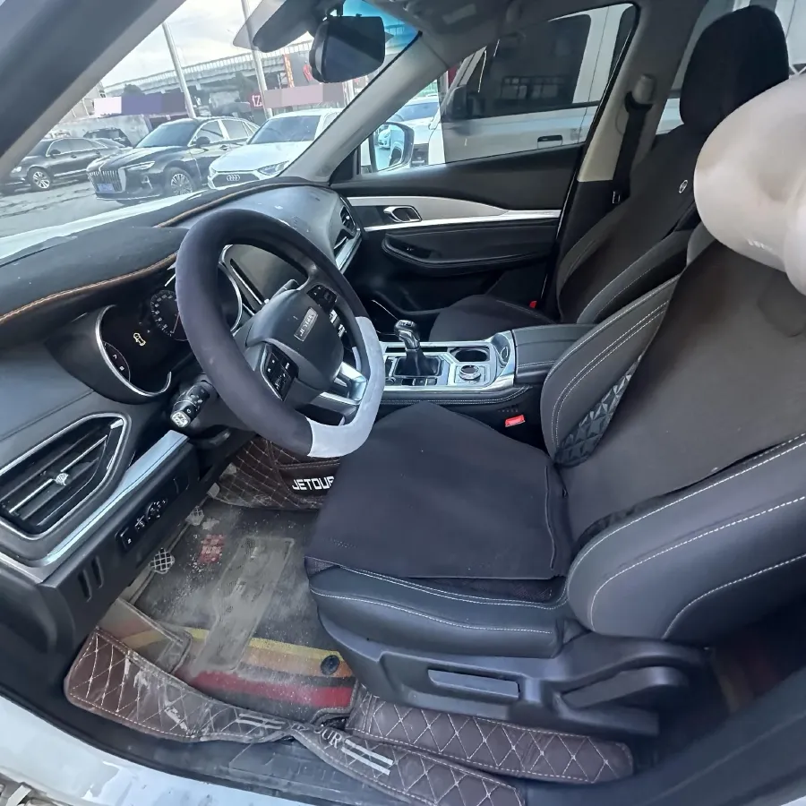 2020 Jetour X70 1.5T 156HP L4 6MT,autocango,china used car exporter,china ev exporter,chinese used car exporter,chinese used ev exporter