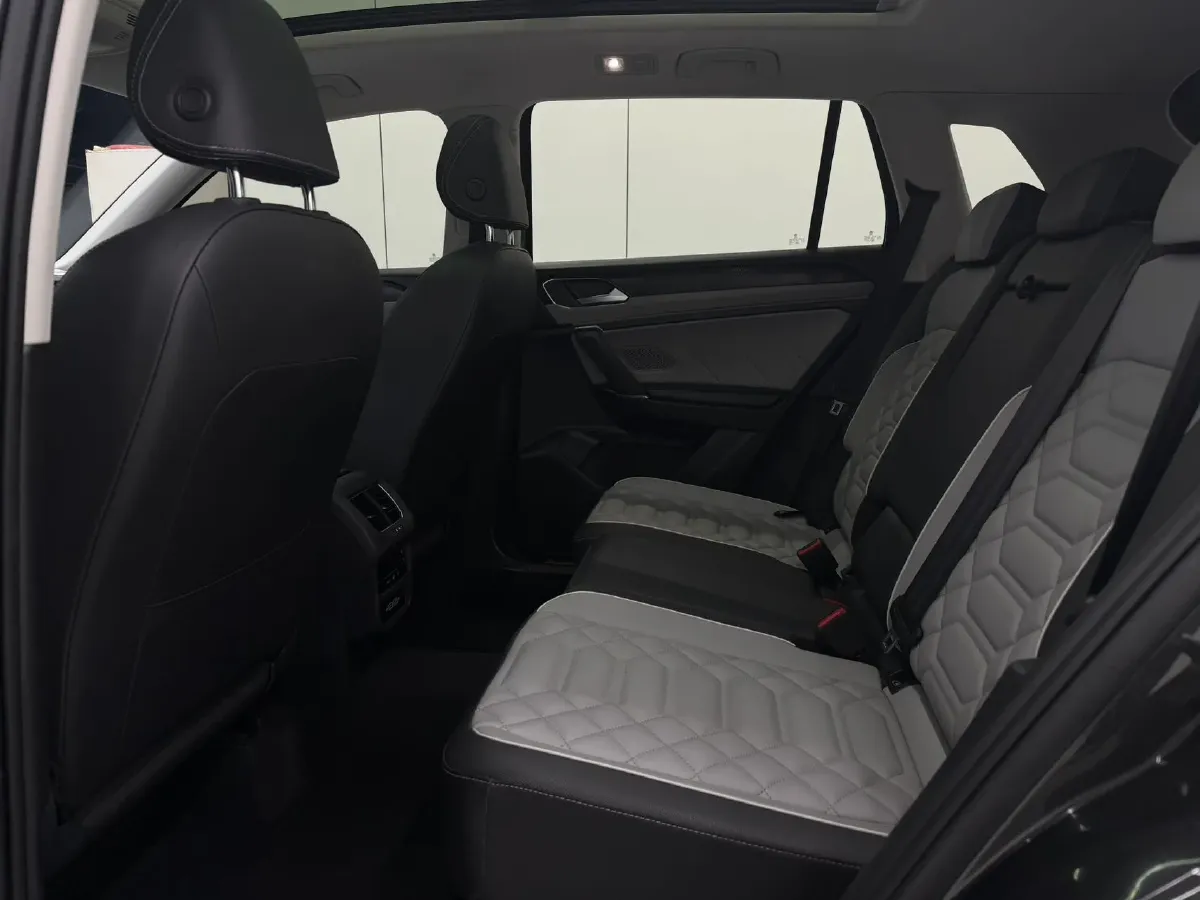 2023 Volkswagen Tayron 1.4T 150HP L4 7DCT,autocango,china used car exporter,china ev exporter,chinese used car exporter,chinese used ev exporter