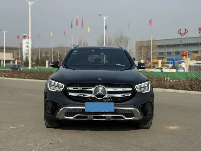 2020 Mercedes-Benz GLC Class 2.0T 197HP L4 9AT,autocango,china used car exporter,china ev exporter,chinese used car exporter,chinese used ev exporter