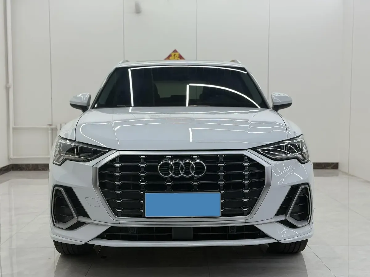 2021 Audi Q3 1.4T 150HP L4 7DCT,autocango,china used car exporter,china ev exporter,chinese used car exporter,chinese used ev exporter