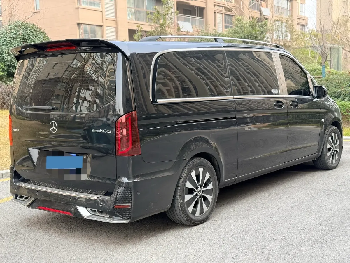 2021 Mercedes-Benz Vito 2.0T 211HP L4 9AT,autocango,china used car exporter,china ev exporter,chinese used car exporter,chinese used ev exporter