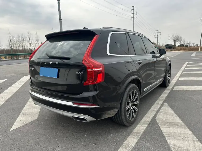 2021 Volvo XC90 2.0T 299HP L4 8AT,autocango,china used car exporter,china ev exporter,chinese used car exporter,chinese used ev exporter