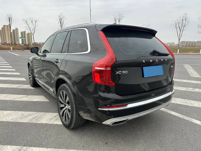 2021 Volvo XC90 2.0T 299HP L4 8AT,autocango,china used car exporter,china ev exporter,chinese used car exporter,chinese used ev exporter