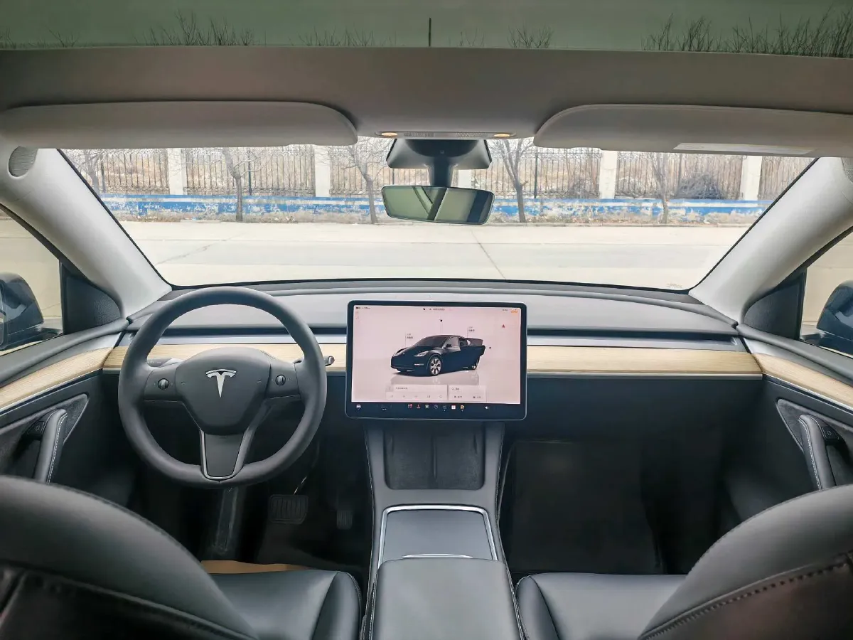 2022 Tesla Model Y BEV 60KWH,autocango,china used car exporter,china ev exporter,chinese used car exporter,chinese used ev exporter