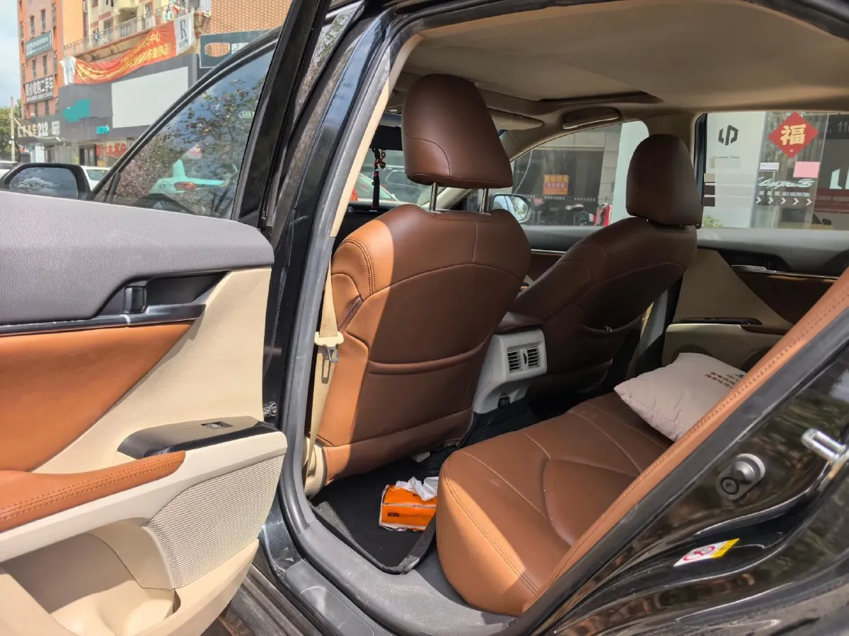 2018 Toyota Camry 2.0L 167HP L4 6AT,autocango,china used car exporter,china ev exporter,chinese used car exporter,chinese used ev exporter