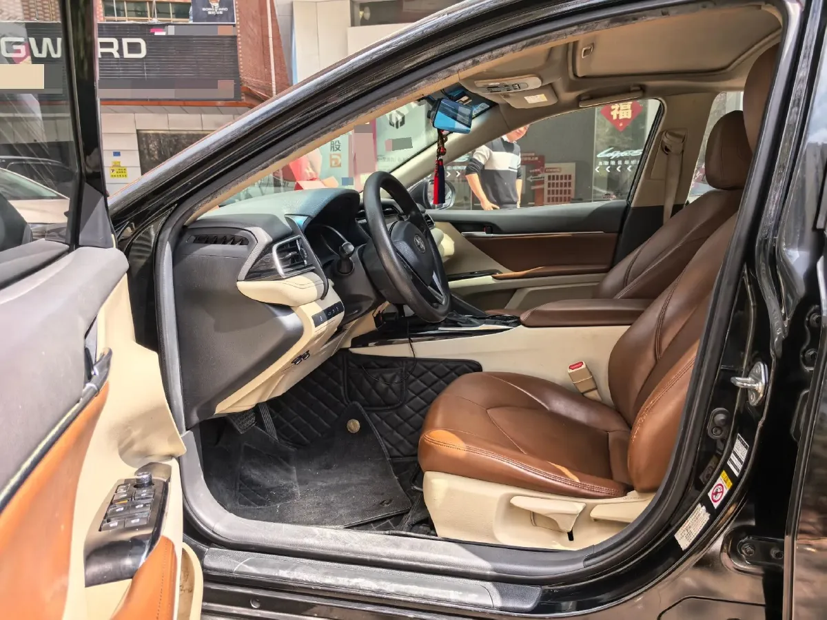 2018 Toyota Camry 2.0L 167HP L4 6AT,autocango,china used car exporter,china ev exporter,chinese used car exporter,chinese used ev exporter