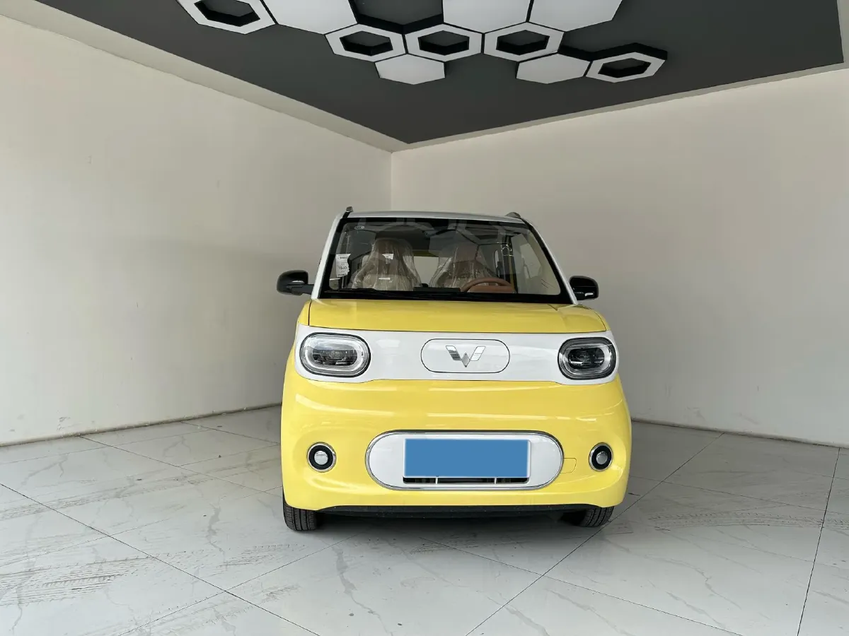 2024 WuLing HongGuang MINI EV BEV 13.4KWH,autocango,china used car exporter,china ev exporter,chinese used car exporter,chinese used ev exporter