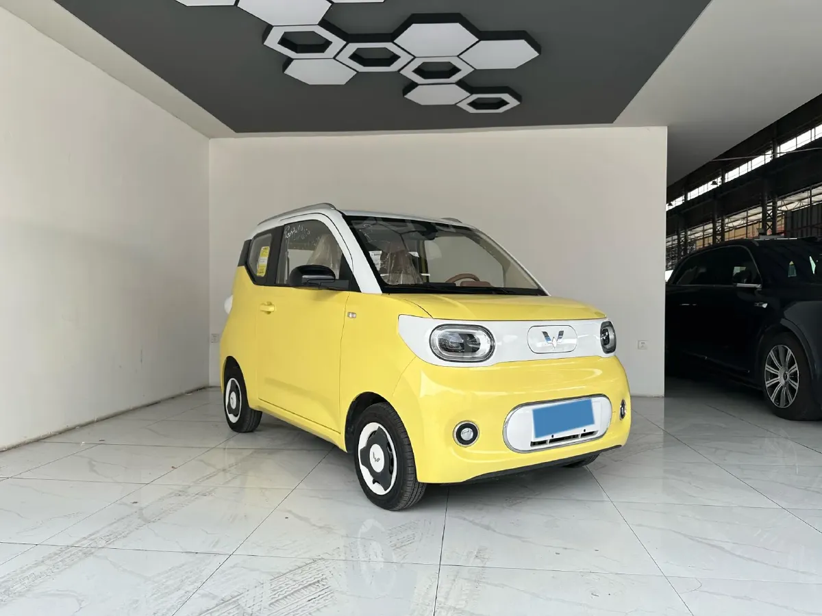 2024 WuLing HongGuang MINI EV BEV 13.4KWH,autocango,china used car exporter,china ev exporter,chinese used car exporter,chinese used ev exporter