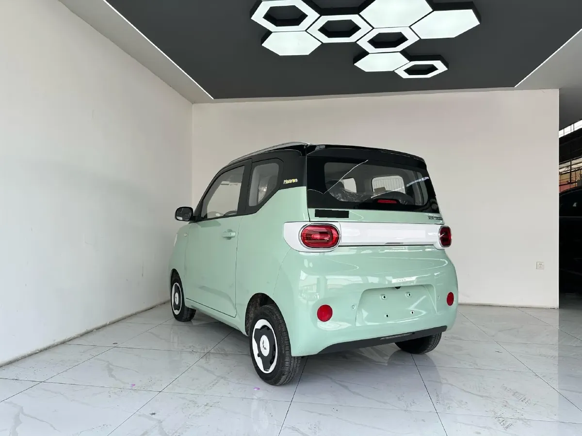 2024 WuLing HongGuang MINI EV BEV 13.4KWH,autocango,china used car exporter,china ev exporter,chinese used car exporter,chinese used ev exporter