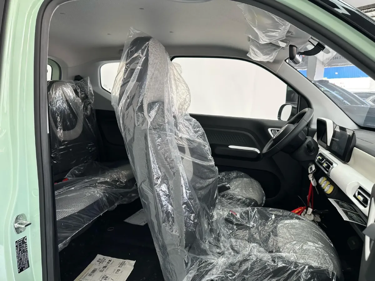 2024 WuLing HongGuang MINI EV BEV 13.4KWH,autocango,china used car exporter,china ev exporter,chinese used car exporter,chinese used ev exporter