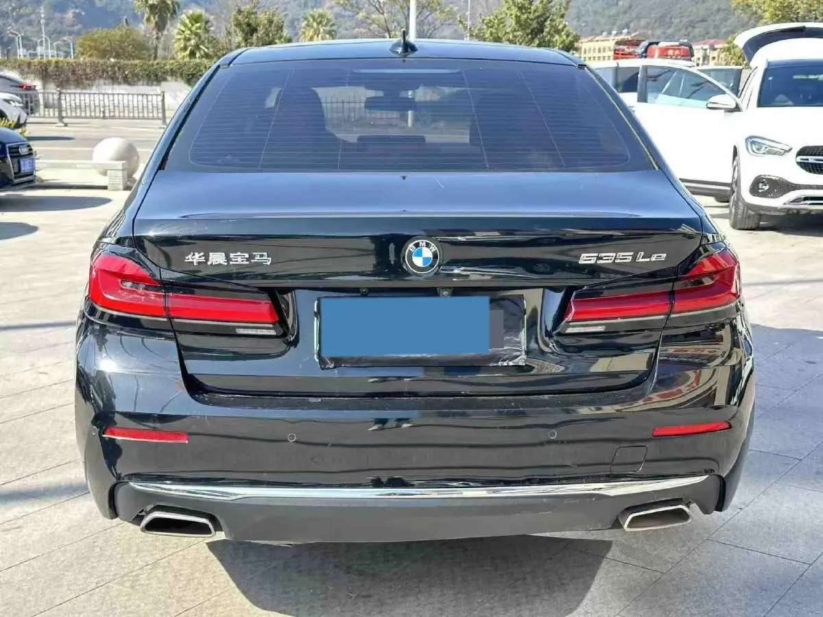 2021 BMW 5 Series 2.0T 184HP L4 8AT PHEV 17.7KWH,autocango,china used car exporter,china ev exporter,chinese used car exporter,chinese used ev exporter