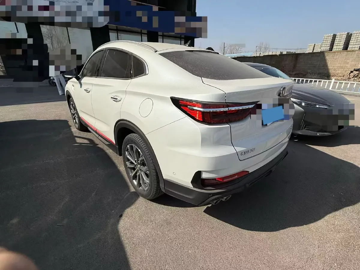 2021 ChangAn CS85 Coupe 2.0T 233HP L4 8AT,autocango,china used car exporter,china ev exporter,chinese used car exporter,chinese used ev exporter