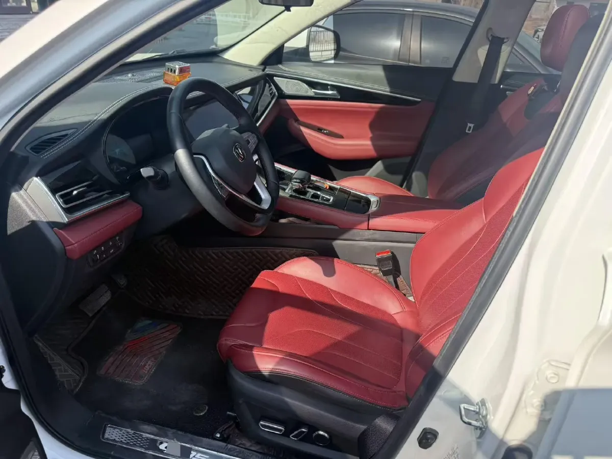 2021 ChangAn CS85 Coupe 2.0T 233HP L4 8AT,autocango,china used car exporter,china ev exporter,chinese used car exporter,chinese used ev exporter