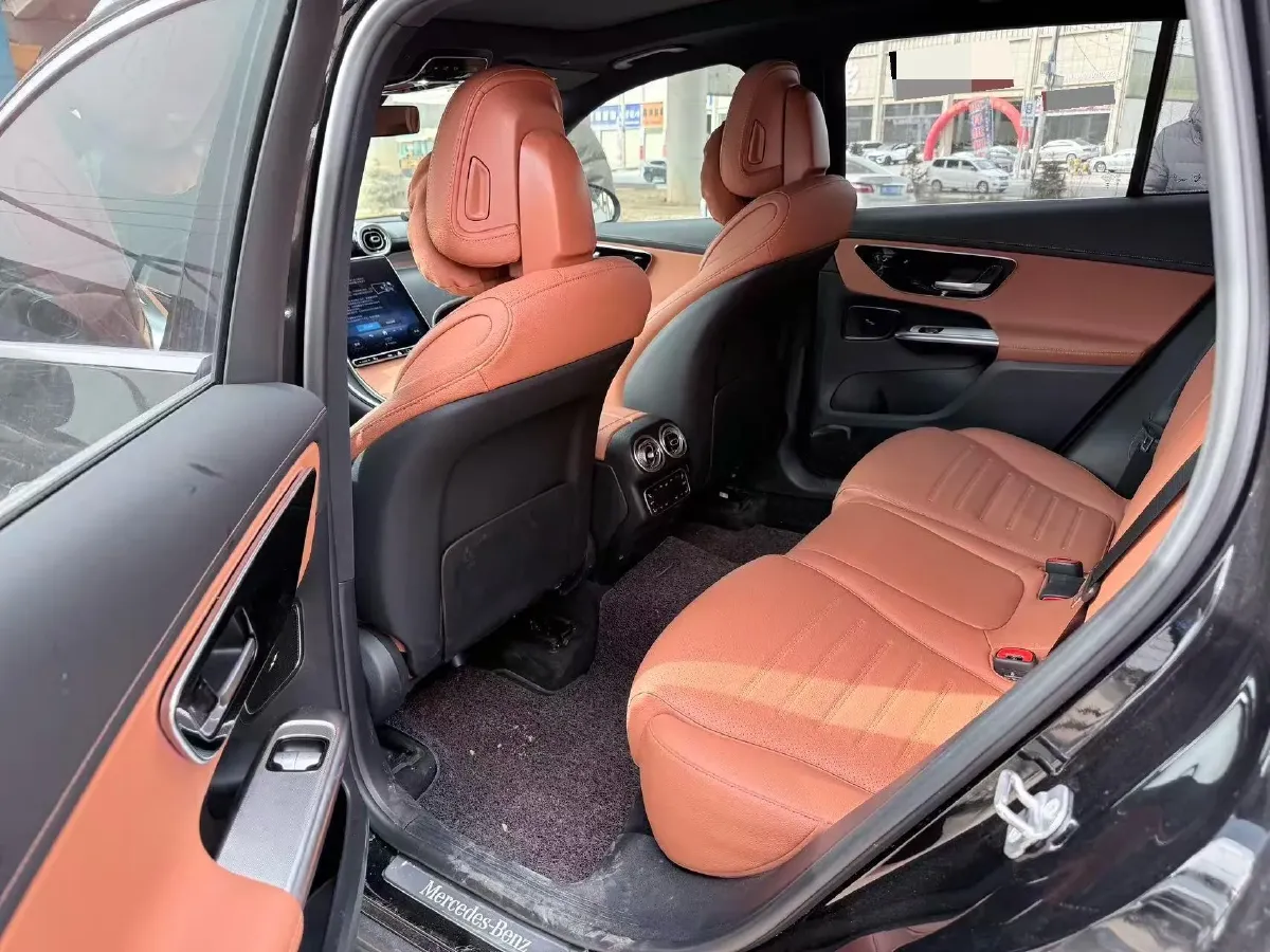 2024 Mercedes-Benz GLC Class 2.0T 204HP L4 9AT,autocango,china used car exporter,china ev exporter,chinese used car exporter,chinese used ev exporter