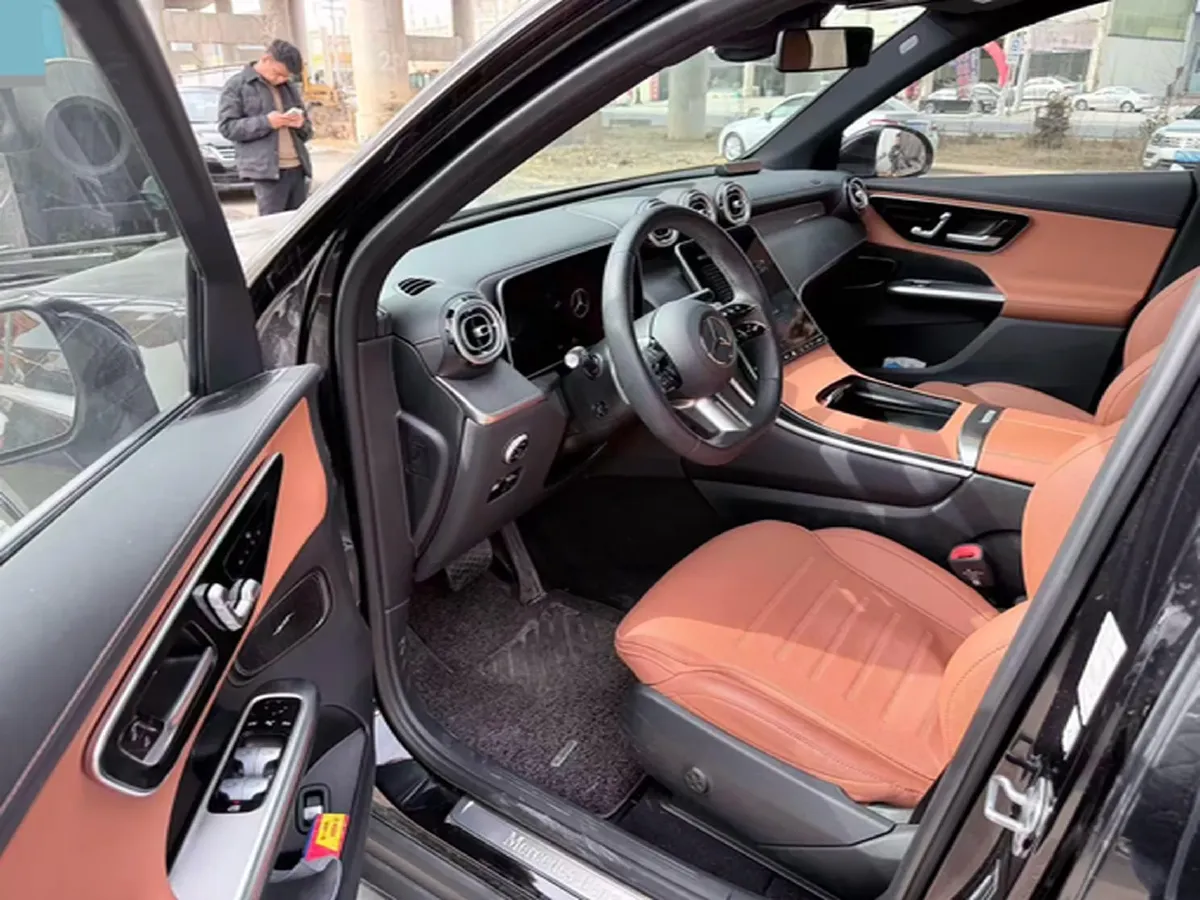 2024 Mercedes-Benz GLC Class 2.0T 204HP L4 9AT,autocango,china used car exporter,china ev exporter,chinese used car exporter,chinese used ev exporter