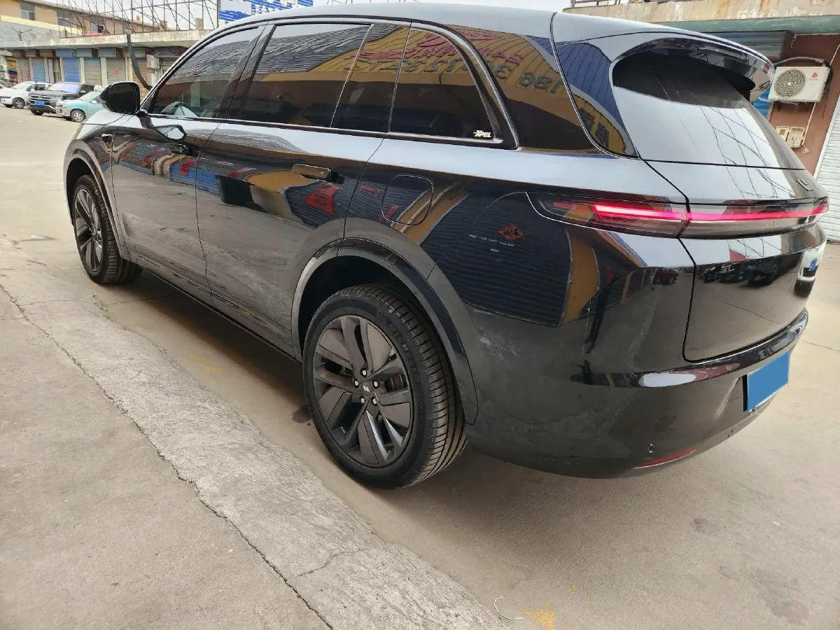 2023 Li L7 Range Extended 154HP REEV 40.9KWH,autocango,china used car exporter,china ev exporter,chinese used car exporter,chinese used ev exporter