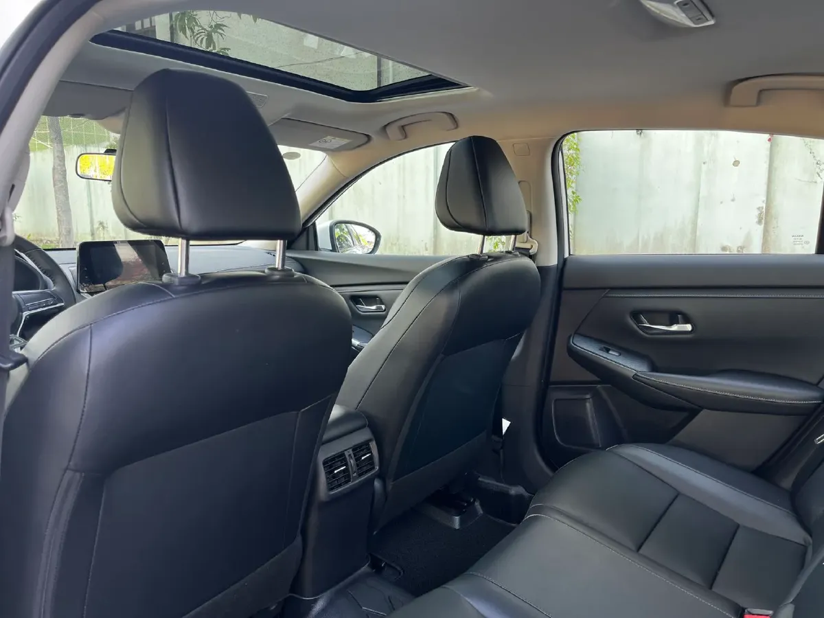 2021 Nissan Sylphy 1.6L 135HP L4 CVT,autocango,china used car exporter,china ev exporter,chinese used car exporter,chinese used ev exporter