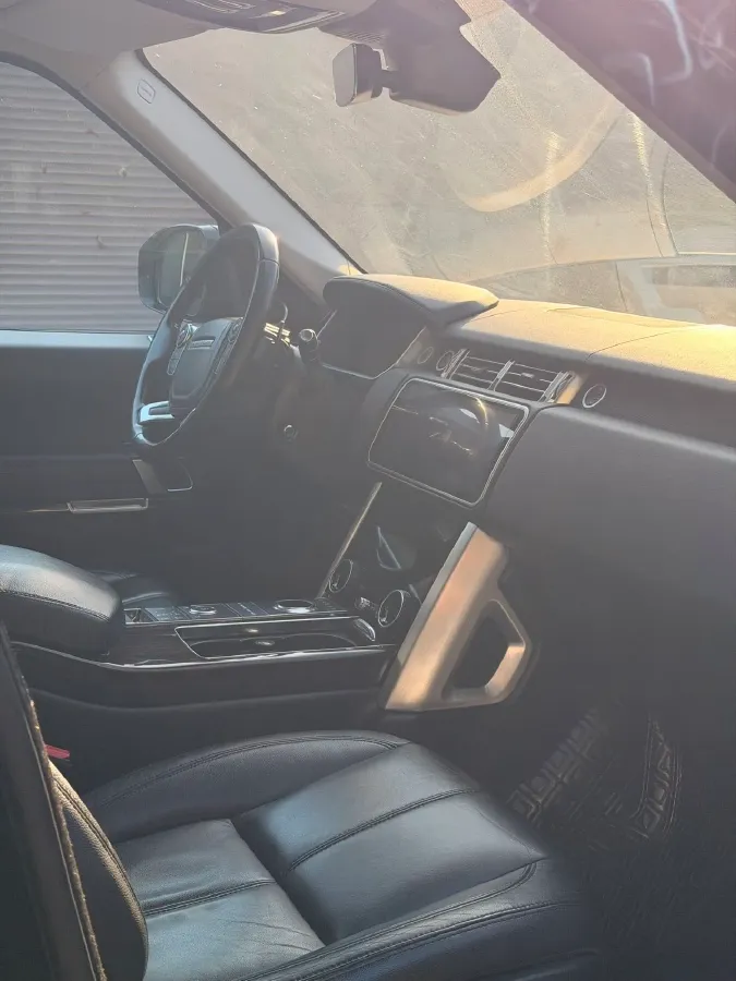 2017 Land Rover Range Rover 3.0T 340HP V6 8AT,autocango,china used car exporter,china ev exporter,chinese used car exporter,chinese used ev exporter