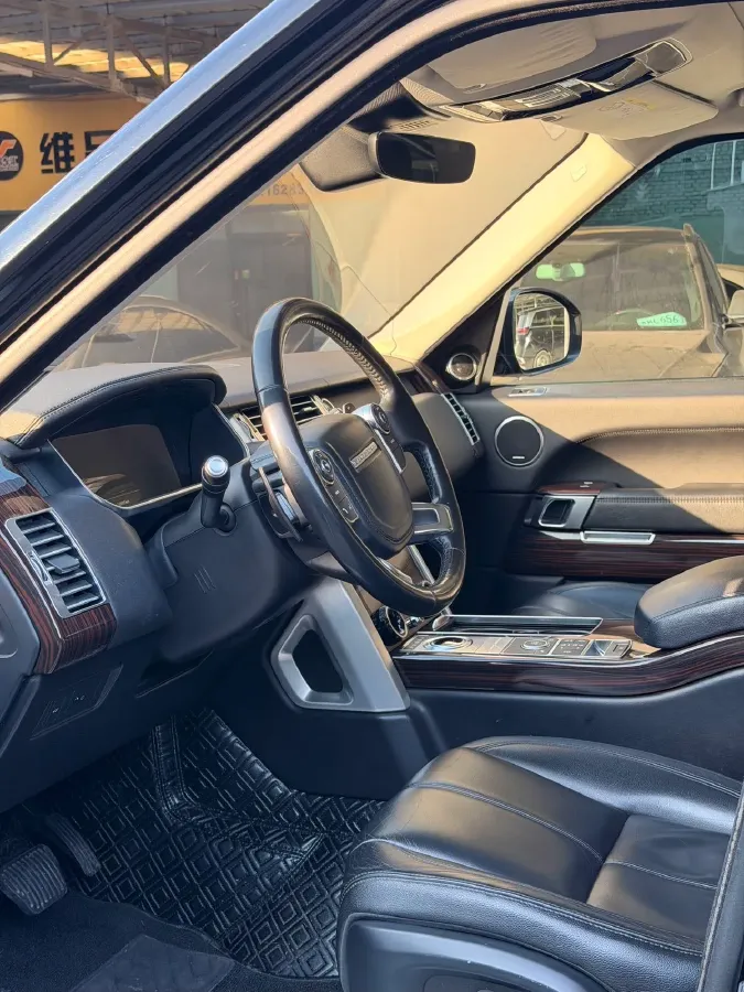 2017 Land Rover Range Rover 3.0T 340HP V6 8AT,autocango,china used car exporter,china ev exporter,chinese used car exporter,chinese used ev exporter