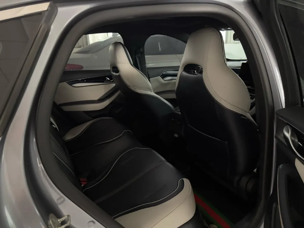 2021 Haval F7 1.5T 169HP L4 7DCT,autocango,china used car exporter,china ev exporter,chinese used car exporter,chinese used ev exporter