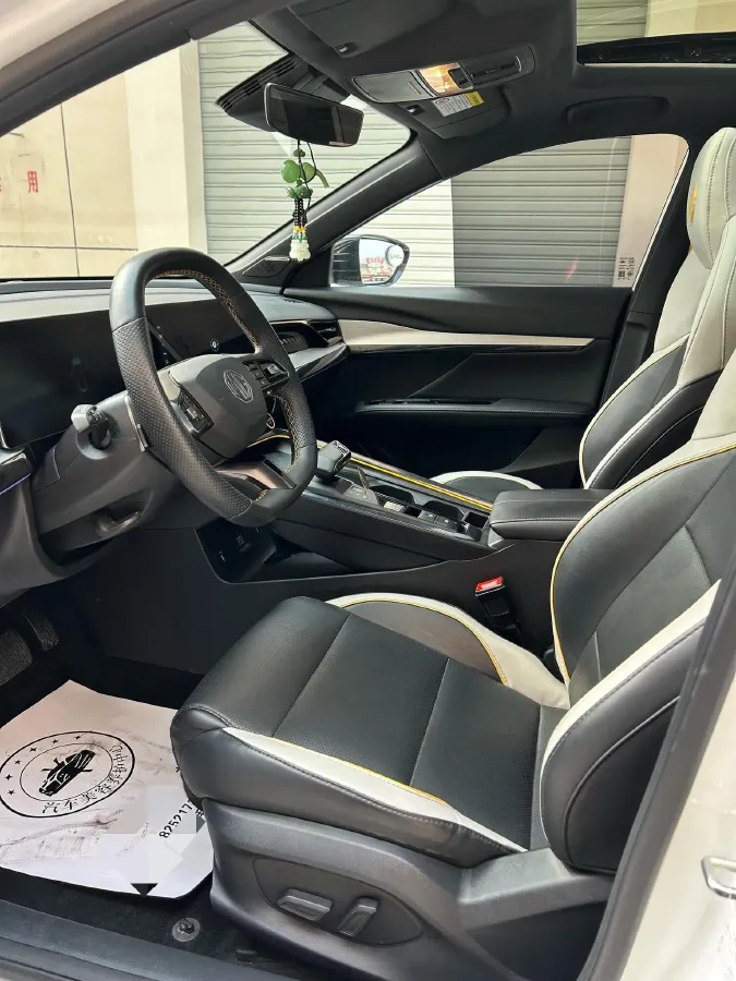 2022 MG 5 Scorpio 1.5T 181HP L4 7DCT,autocango,china used car exporter,china ev exporter,chinese used car exporter,chinese used ev exporter