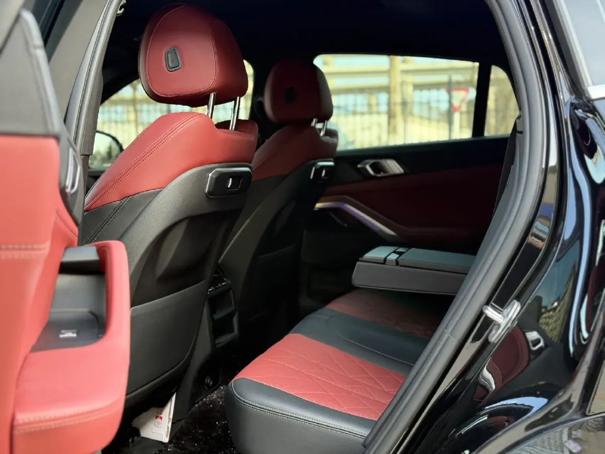 2023 BMW X6 2.0T 258HP L4 8AT,autocango,china used car exporter,china ev exporter,chinese used car exporter,chinese used ev exporter