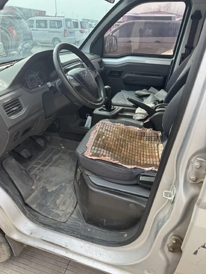 2021 WuLing RongGuang New Truck 1.5L 99HP L4 5MT,autocango,china used car exporter,china ev exporter,chinese used car exporter,chinese used ev exporter