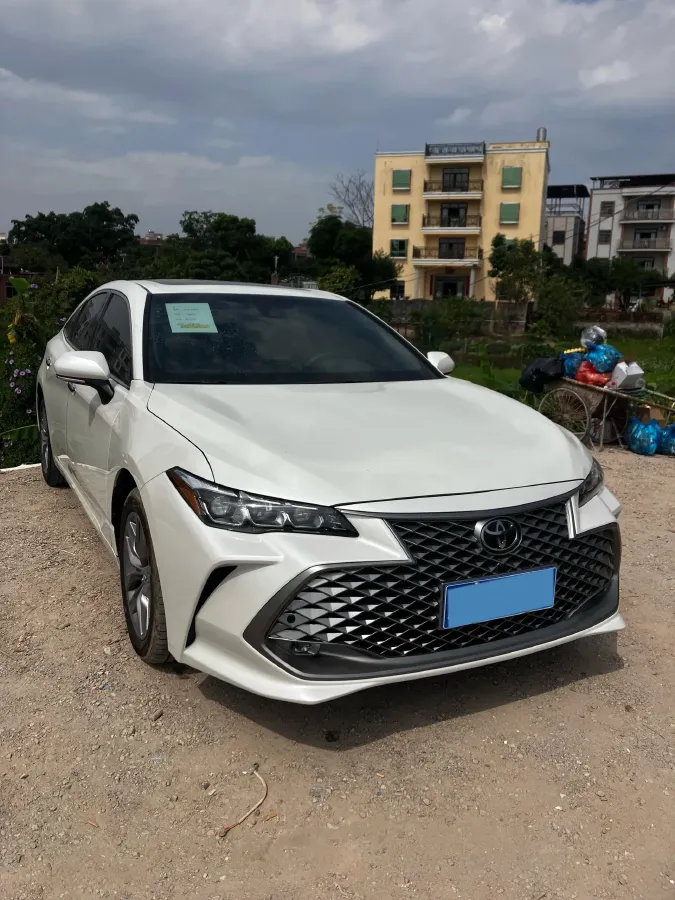 2021 Toyota Avalon 2.5L 209HP L4 8AT,autocango,china used car exporter,china ev exporter,chinese used car exporter,chinese used ev exporter