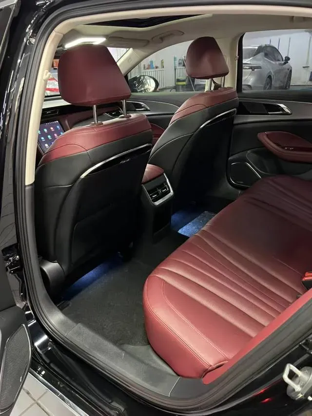 2024 HongQi H5 1.5T 169HP L4 7DCT,autocango,china used car exporter,china ev exporter,chinese used car exporter,chinese used ev exporter