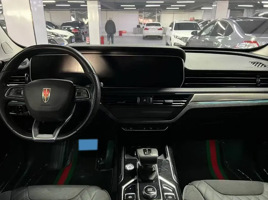 2022 HongQi HS5 2.0T 224HP L4 6AT,autocango,china used car exporter,china ev exporter,chinese used car exporter,chinese used ev exporter