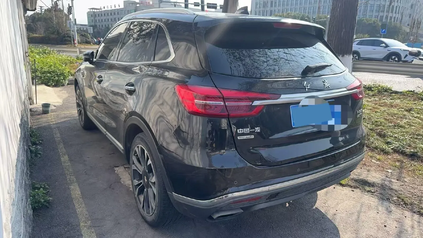 2019 HongQi HS5 2.0T 224HP L4 6AT,autocango,china used car exporter,china ev exporter,chinese used car exporter,chinese used ev exporter
