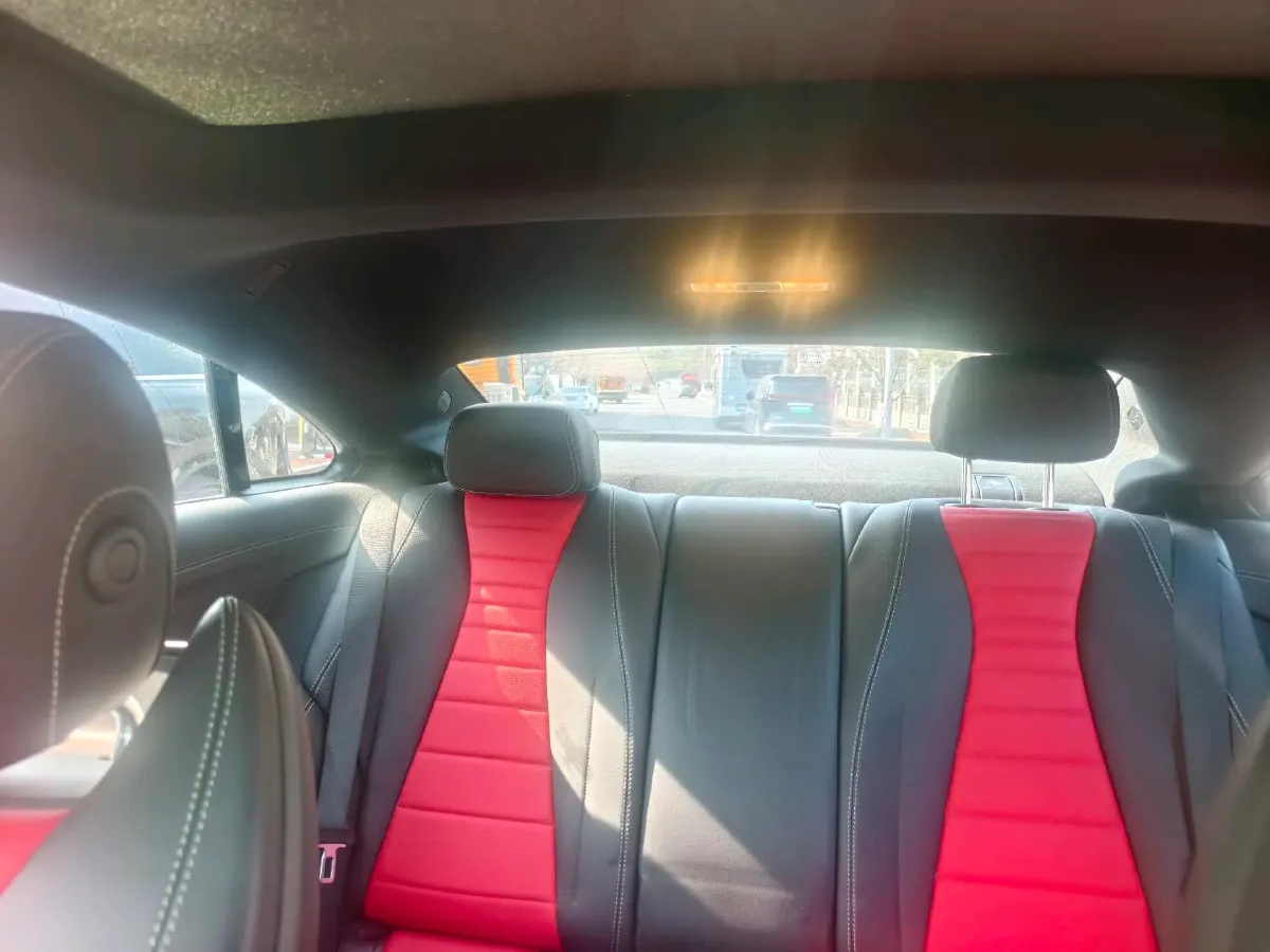 2021 Mercedes-Benz E Class 1.5T 184HP L4 9AT,autocango,china used car exporter,china ev exporter,chinese used car exporter,chinese used ev exporter