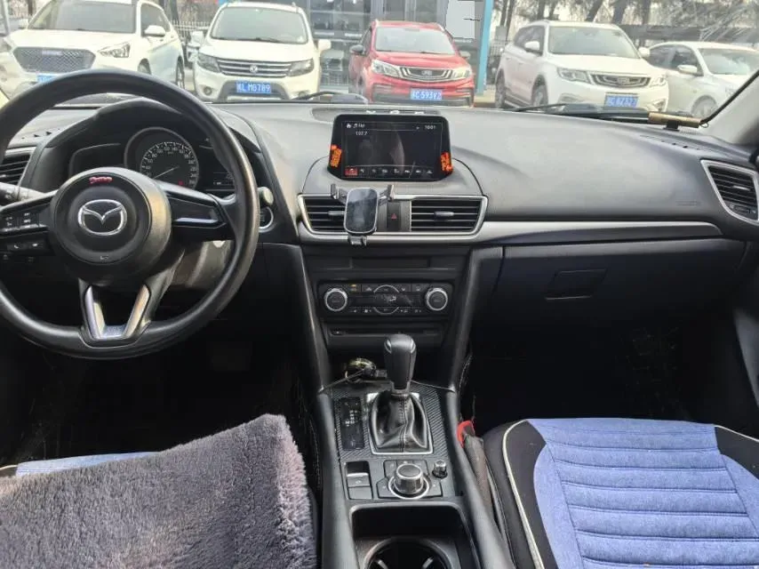 2017 Mazda 3 Axela 1.5L 117HP L4 6AT,autocango,china used car exporter,china ev exporter,chinese used car exporter,chinese used ev exporter