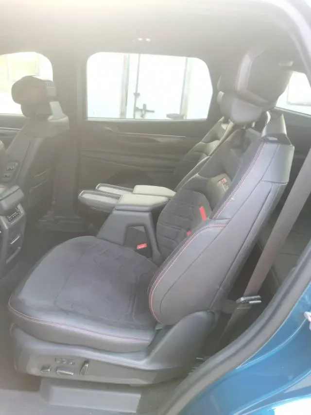 2023 Ford Edge 2.0T 275HP L4 E-CVT Hybrid,autocango,china used car exporter,china ev exporter,chinese used car exporter,chinese used ev exporter