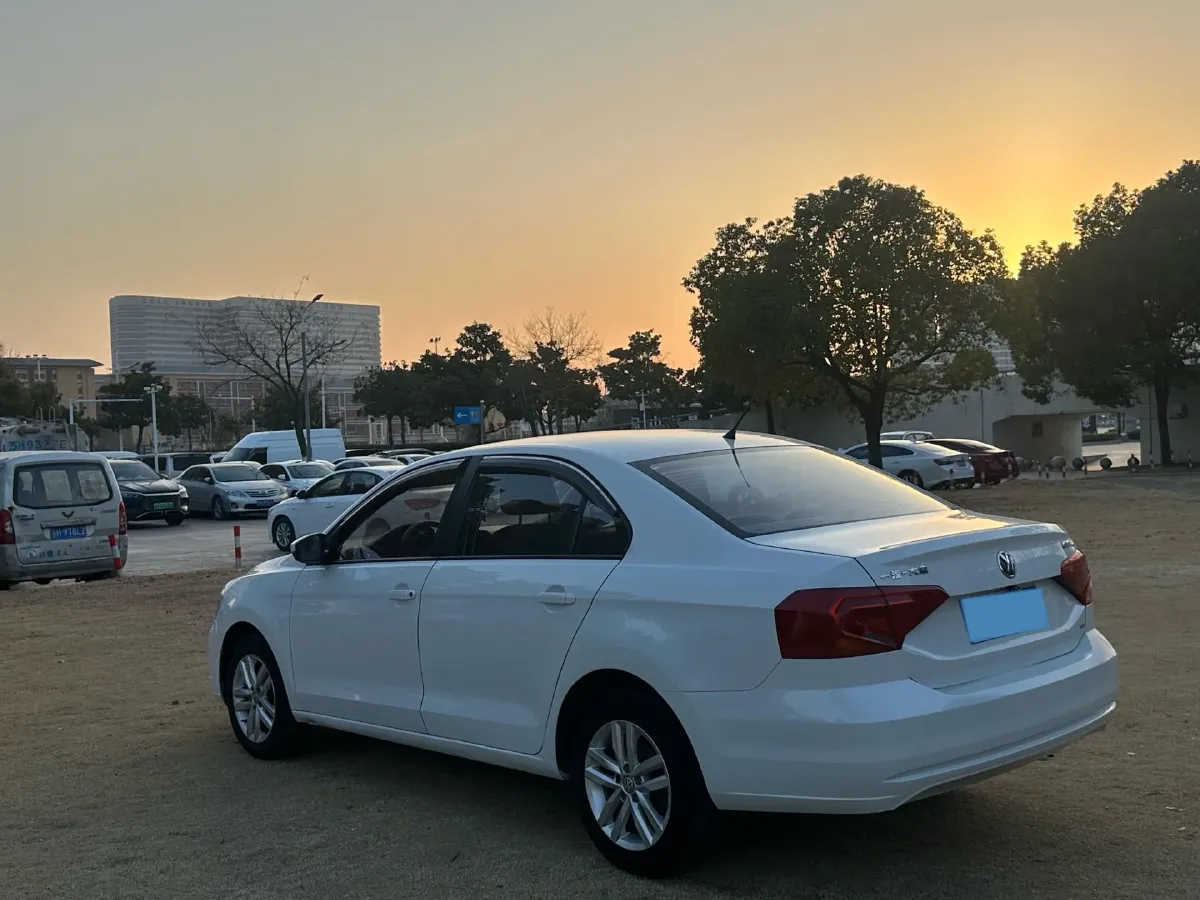 2019 HaiMa S5 1.5T 163HP L4 CVT,autocango,china used car exporter,china ev exporter,chinese used car exporter,chinese used ev exporter