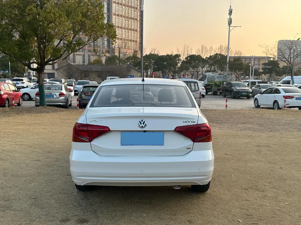 2019 HaiMa S5 1.5T 163HP L4 CVT,autocango,china used car exporter,china ev exporter,chinese used car exporter,chinese used ev exporter