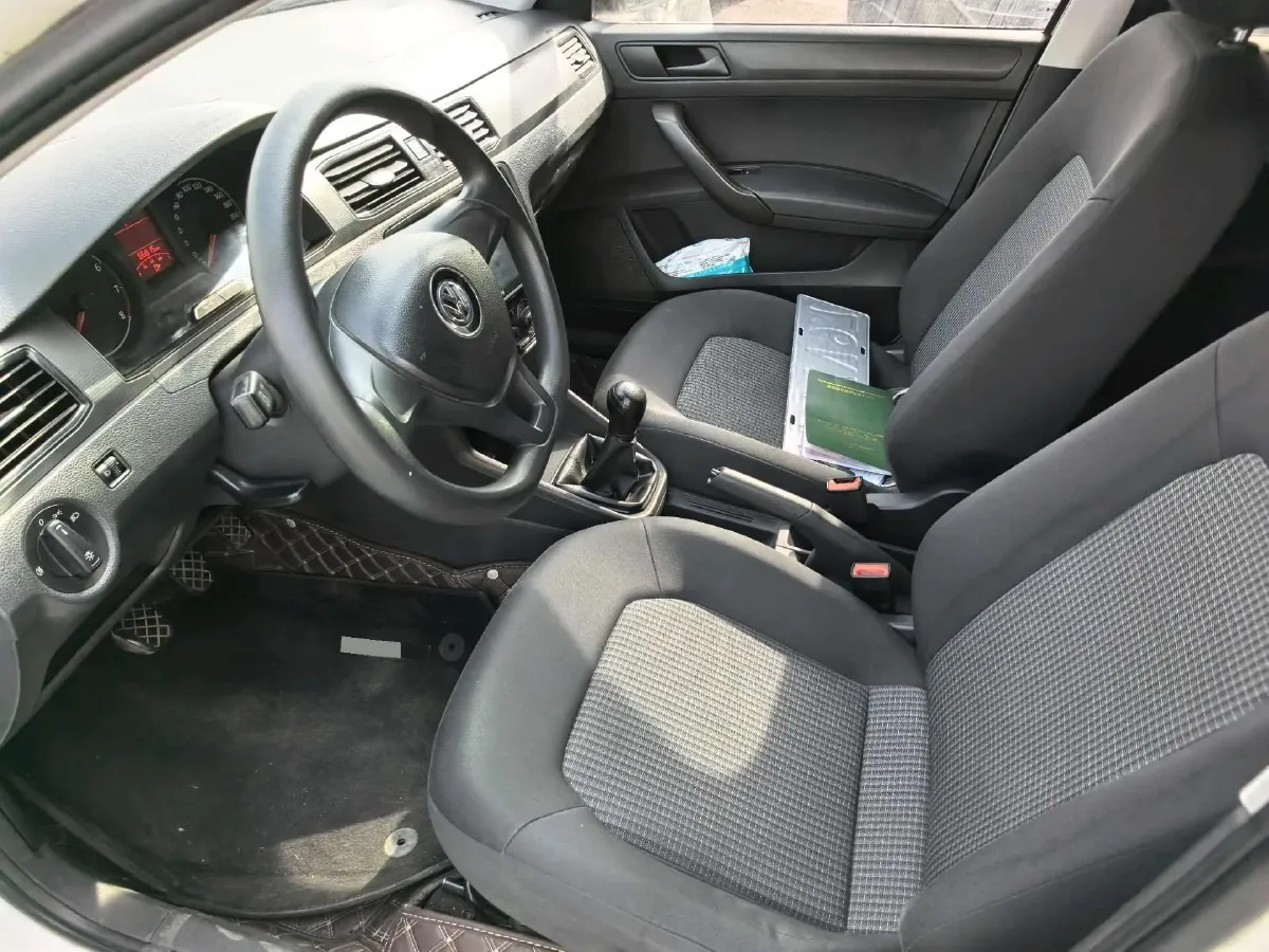 2016 Volkswagen Santana 1.6L 110HP L4 5MT,autocango,china used car exporter,china ev exporter,chinese used car exporter,chinese used ev exporter