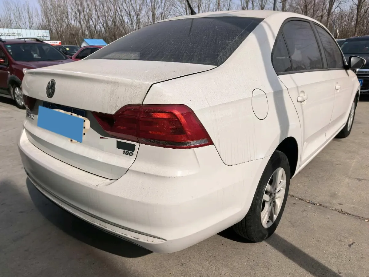 2016 Volkswagen Santana 1.6L 110HP L4 5MT,autocango,china used car exporter,china ev exporter,chinese used car exporter,chinese used ev exporter